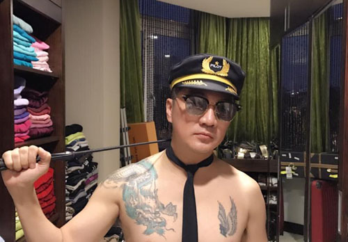 Ca sĩ Đàm Vĩnh Hưng